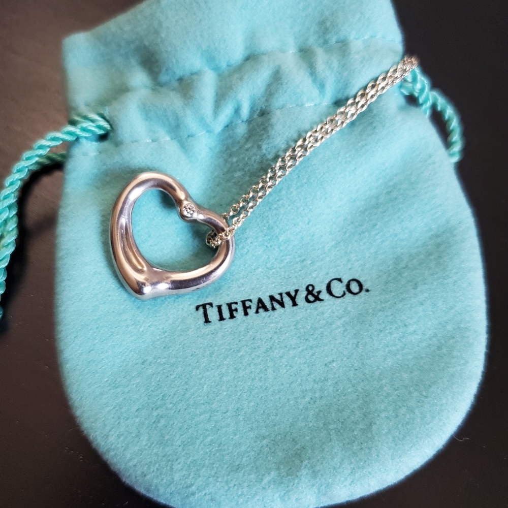 Tiffany & Co. Elsa Peretti Open Heart necklace - Picture 1 of 6